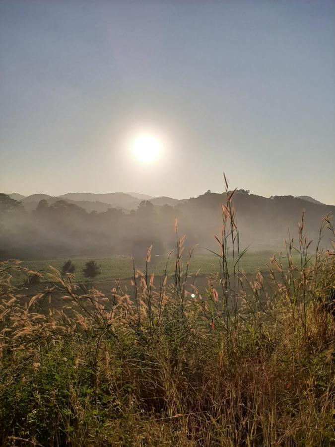 Ban Doi Hang Chiangrai Resort House מראה חיצוני תמונה